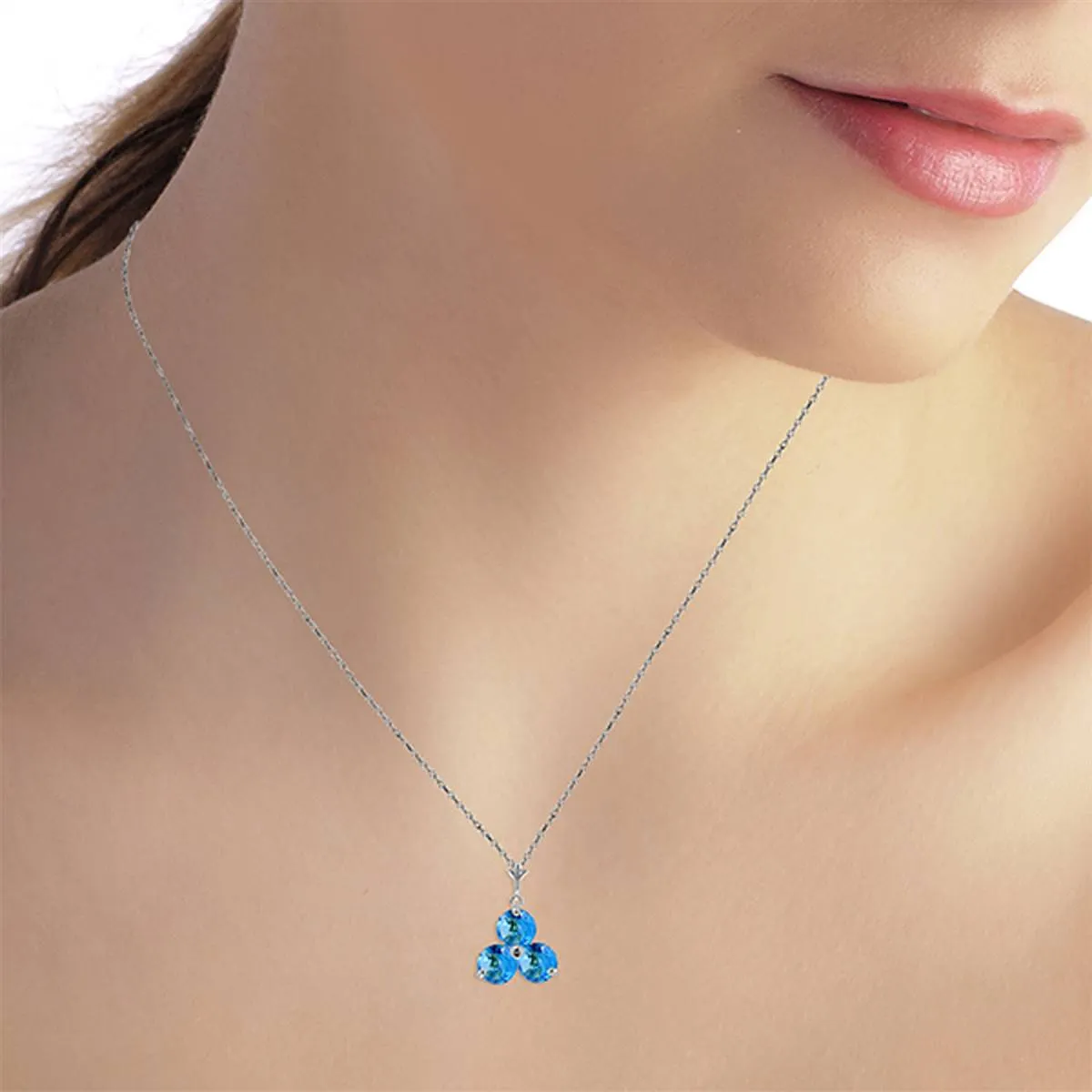 0.75 Carat 14K Solid White Gold Start To Finish Blue Topaz Necklace