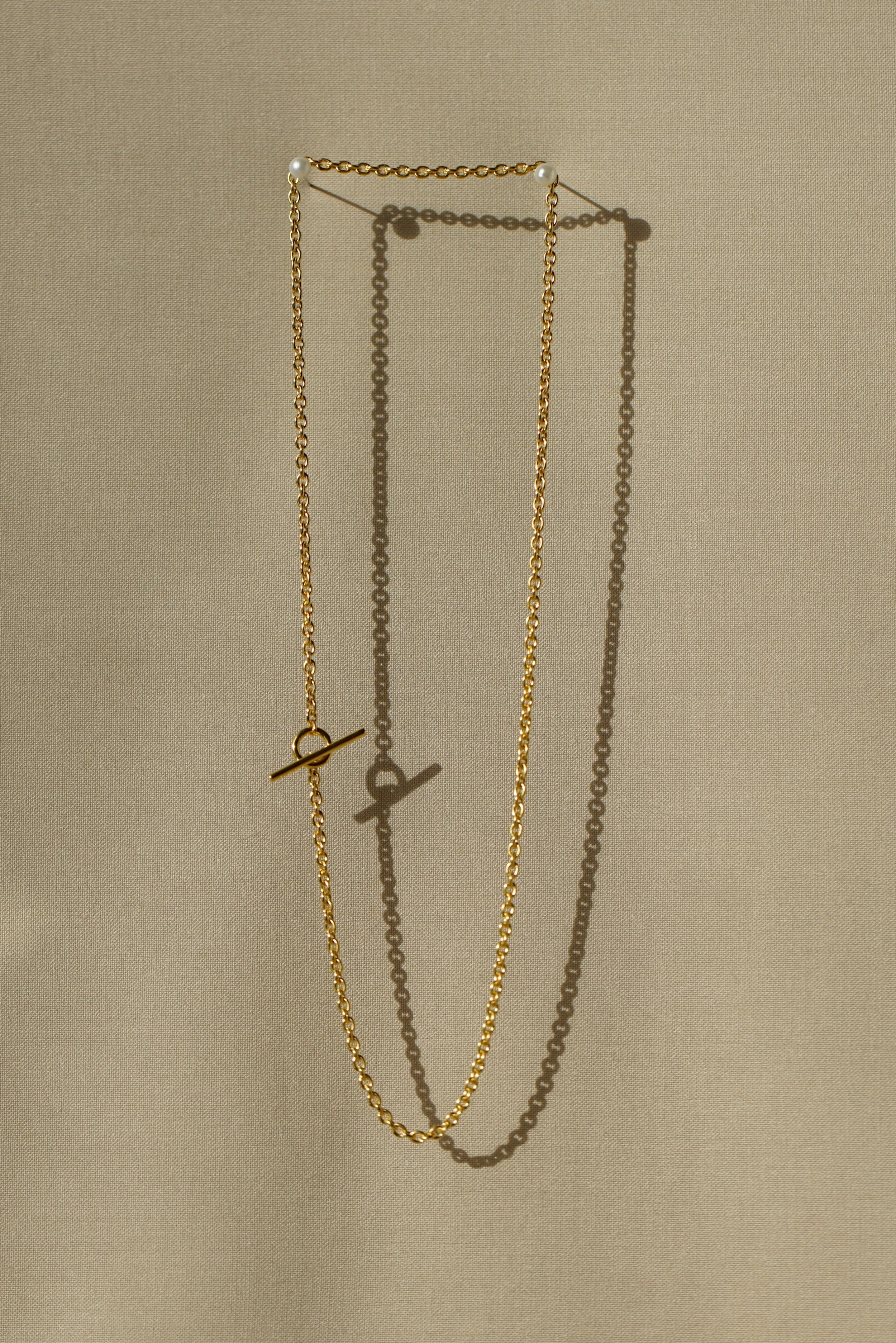 Cable Toggle Necklace