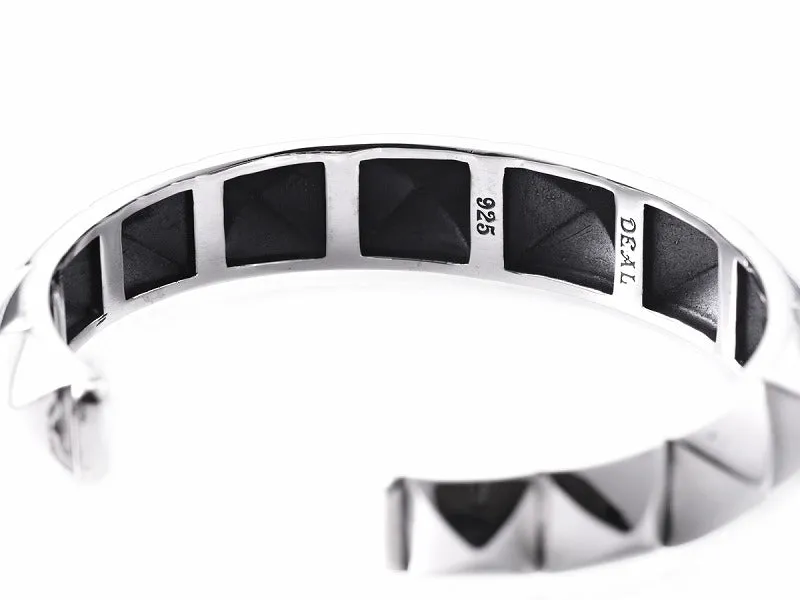 Fade Stud Bangle