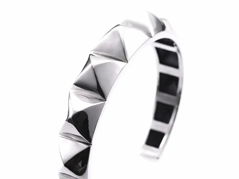Fade Stud Bangle