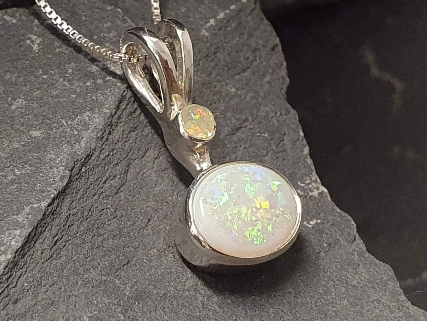 Fire Opal Necklace - Natural Opal Necklace - Oval Vintage Pendant