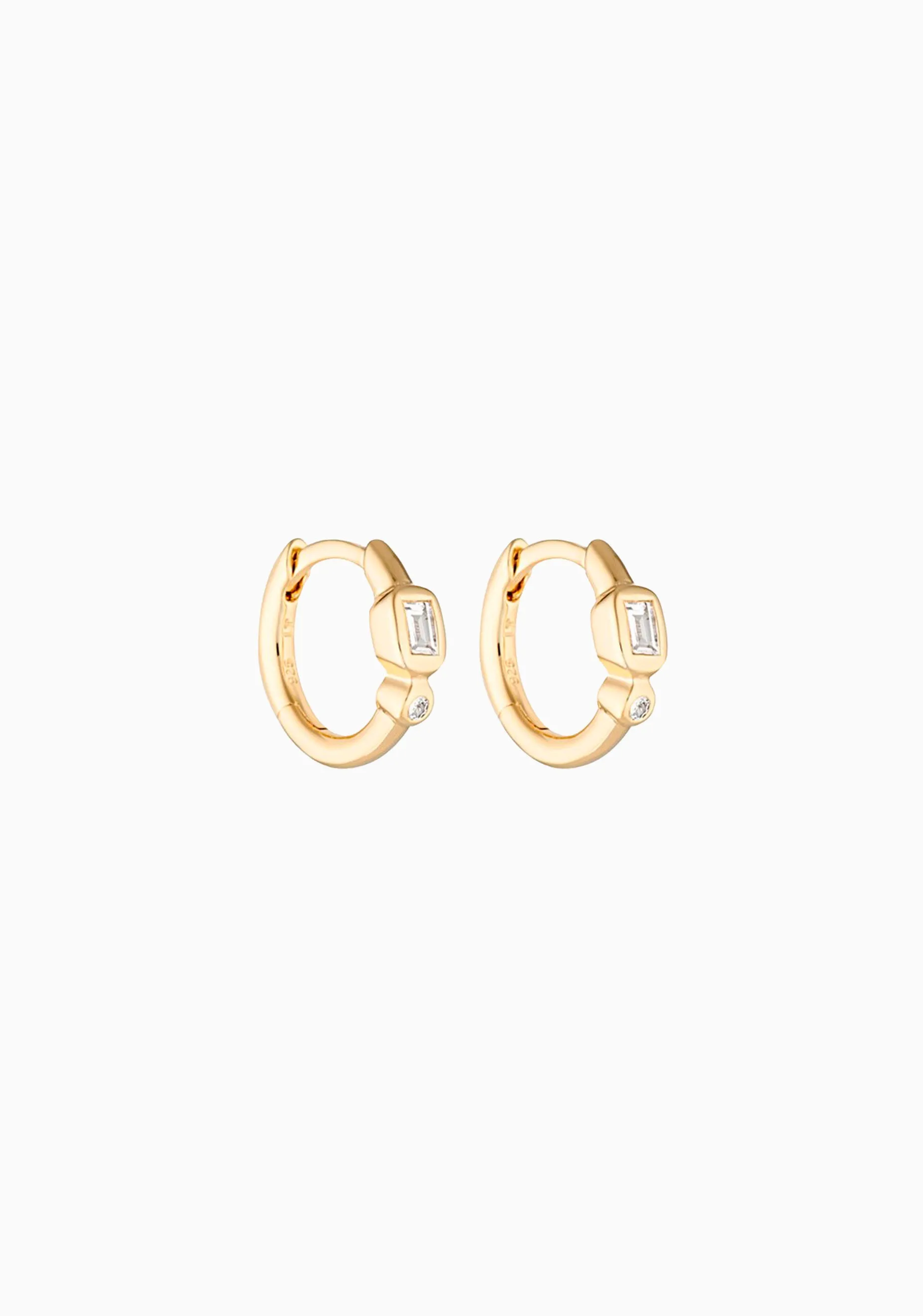 Form Huggie Earrings_White Topaz
