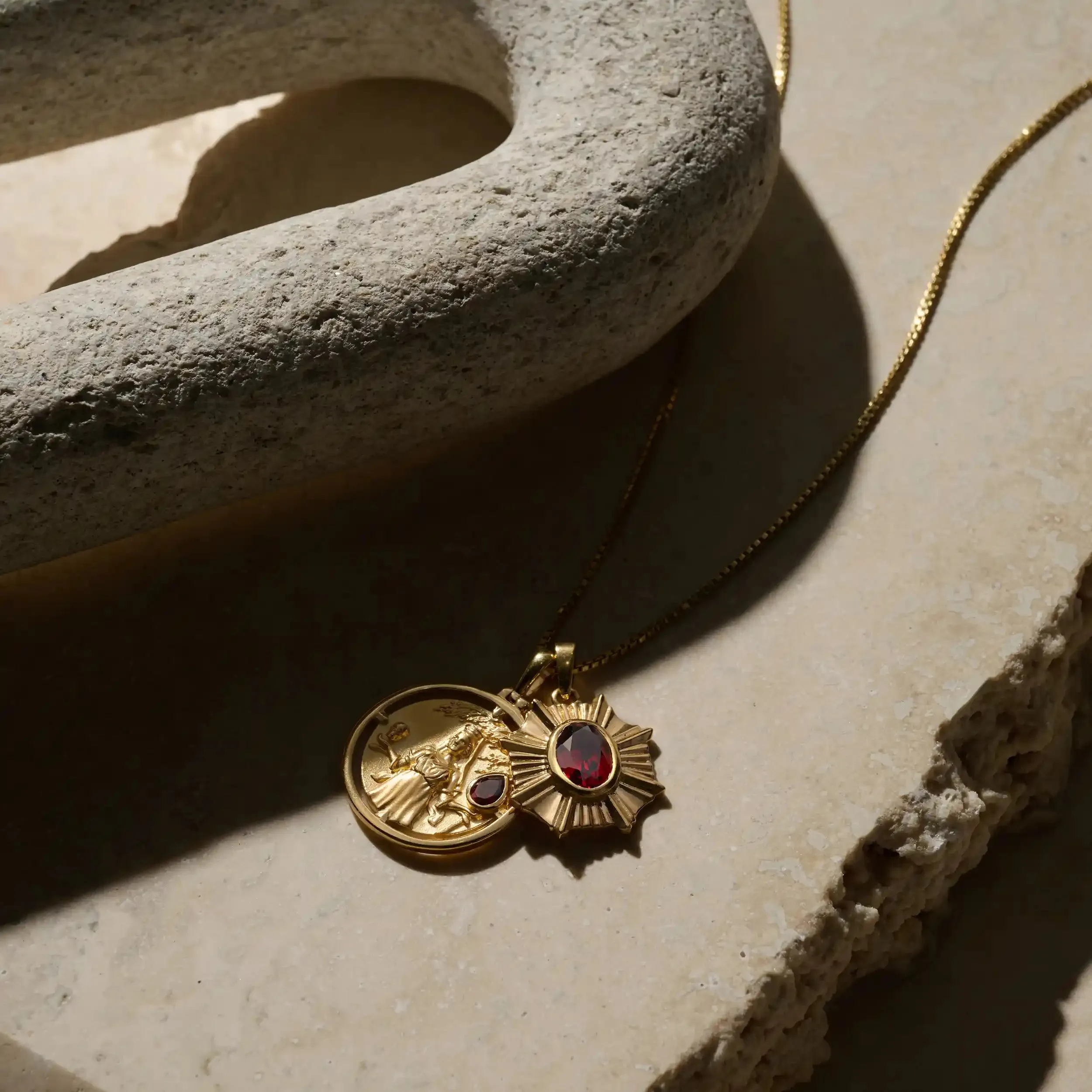 Garnet Aura Necklace Set