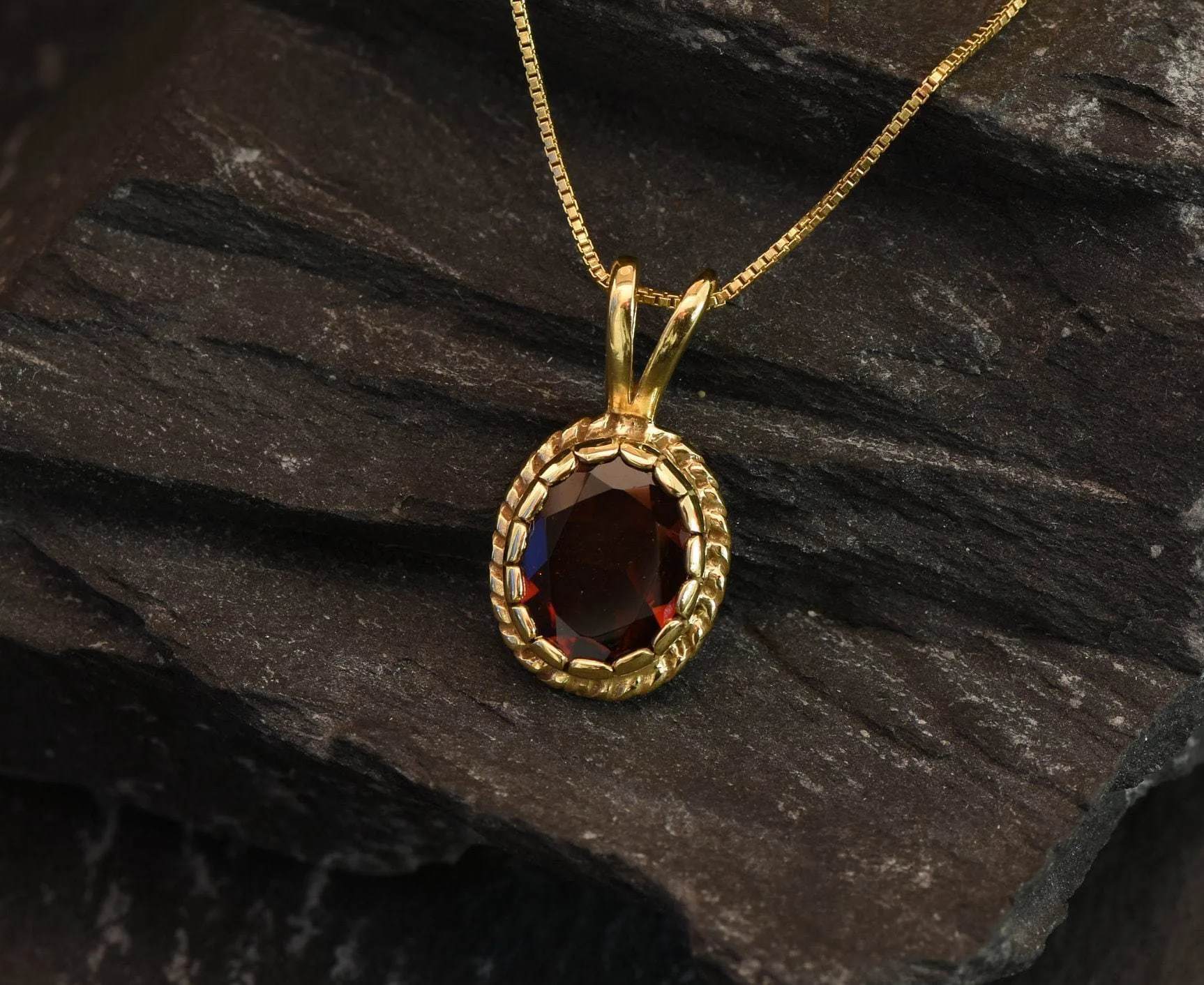 Gold Garnet Pendant - Natural Garnet Necklace, Vintage Garnet Pendant
