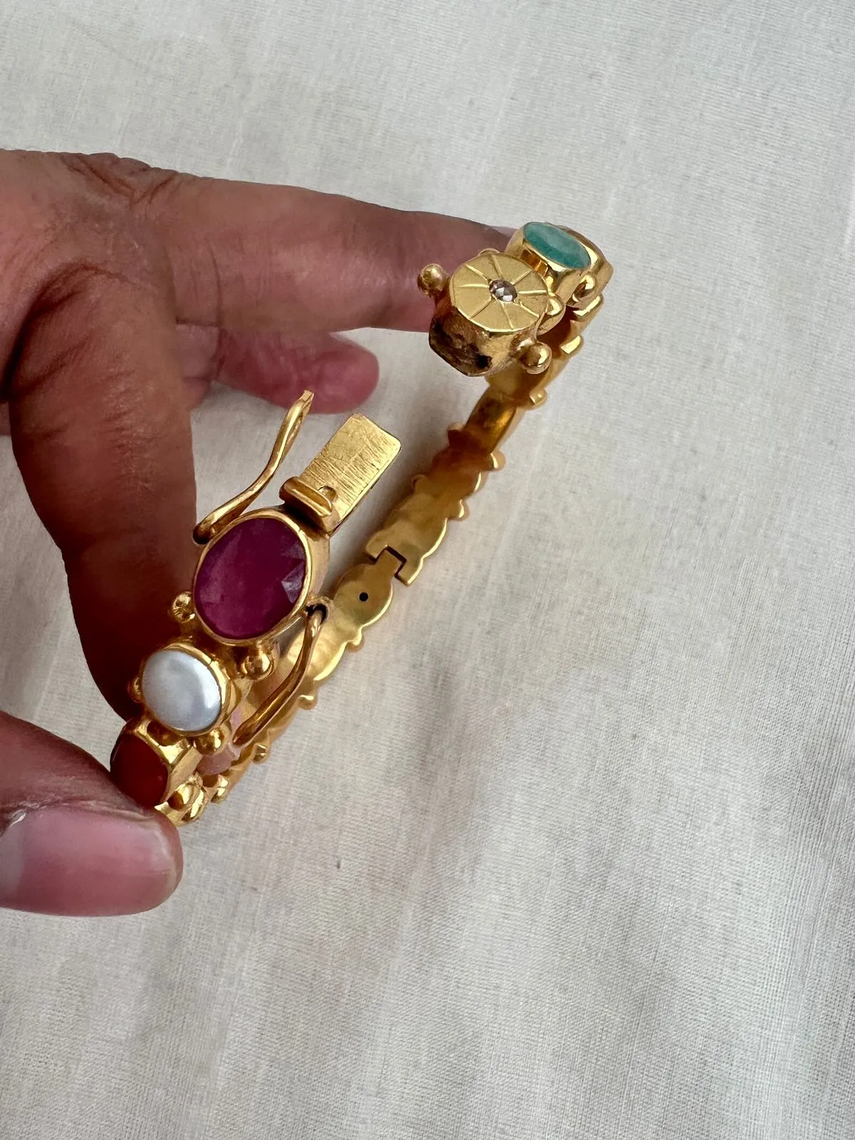 Gold Polish Solid Navrathan Bangle (Single) (MADE TO ORDER)