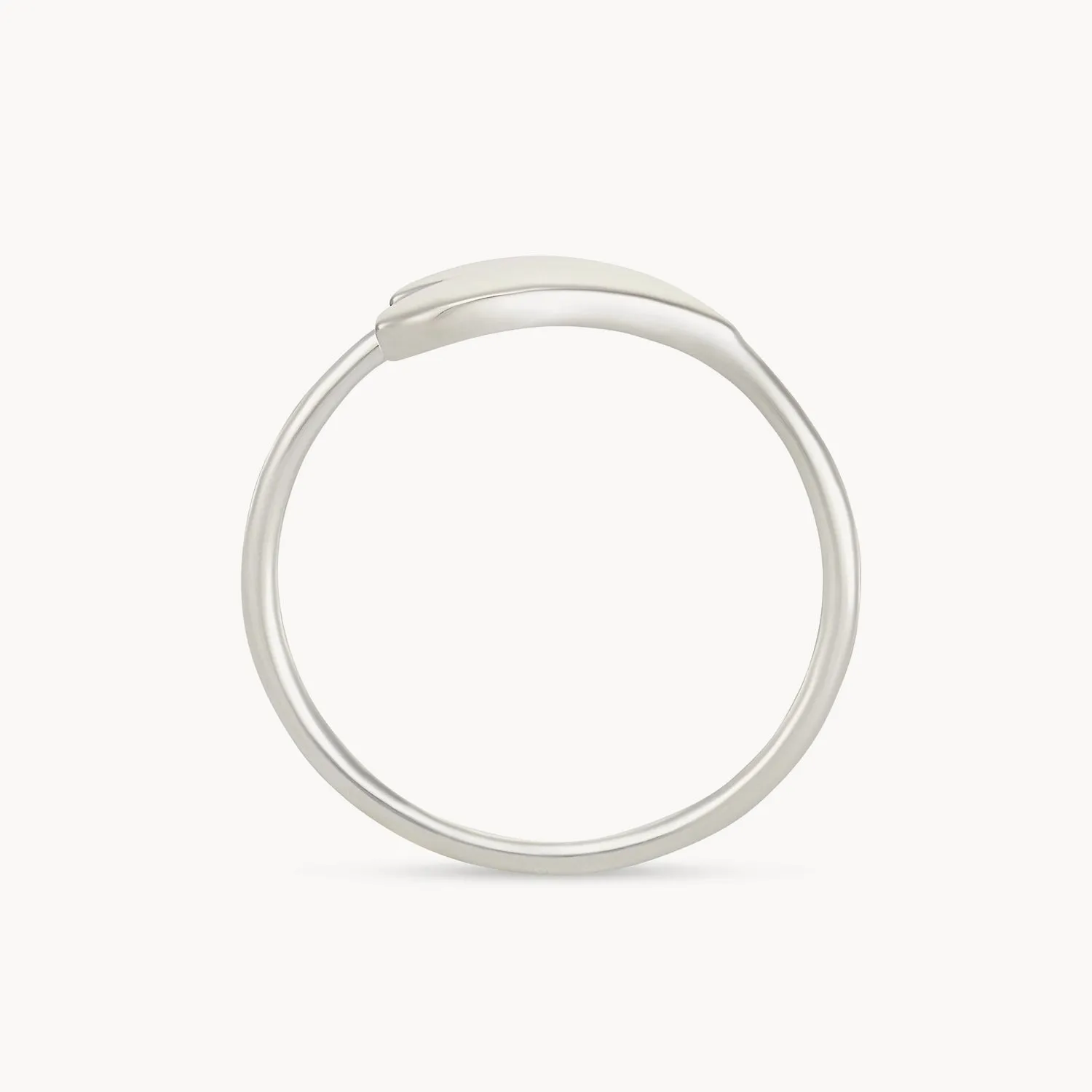 Lovely heart sideways ring silver