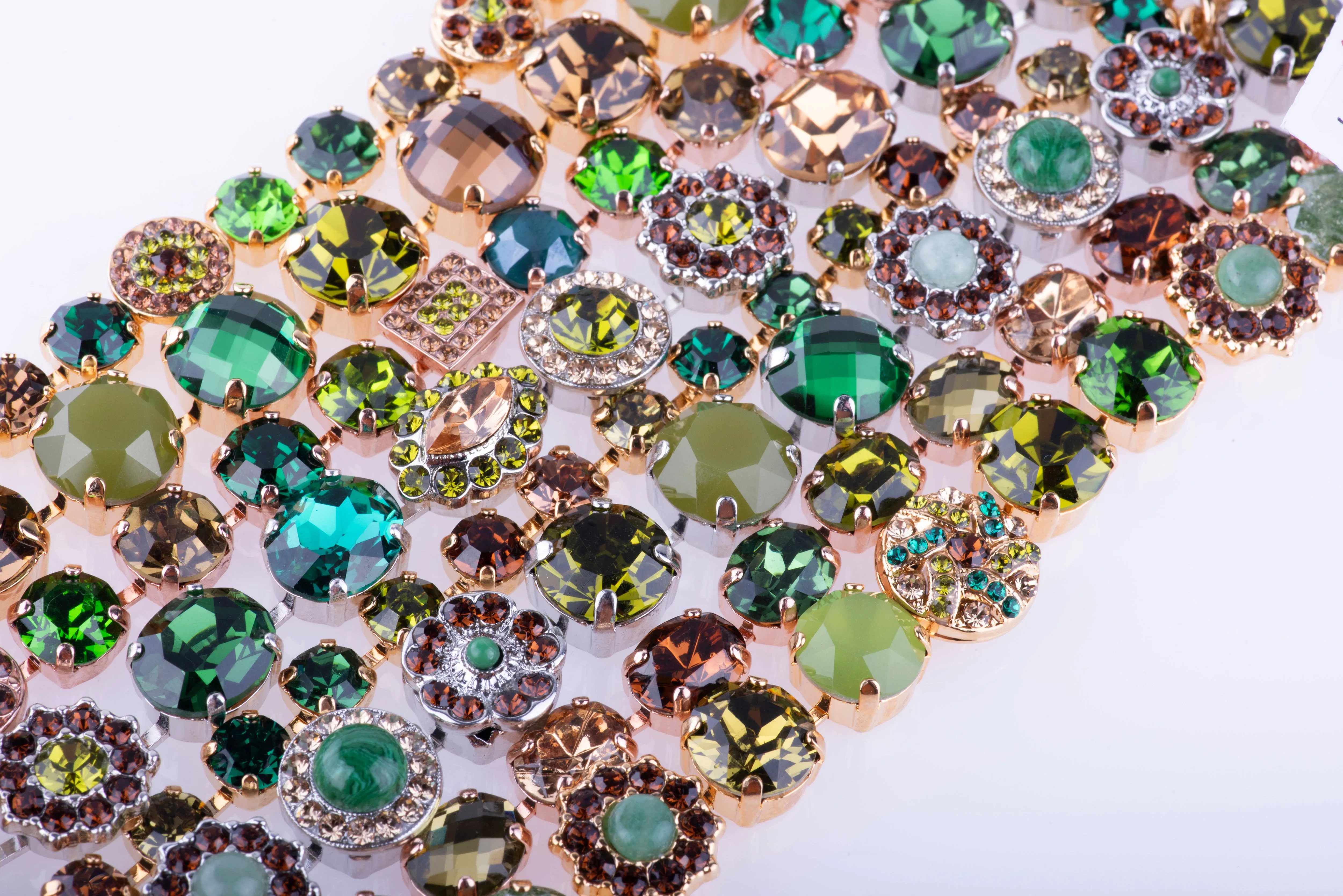 Medium Everyday Necklace in "Evergreen" - Rhodium