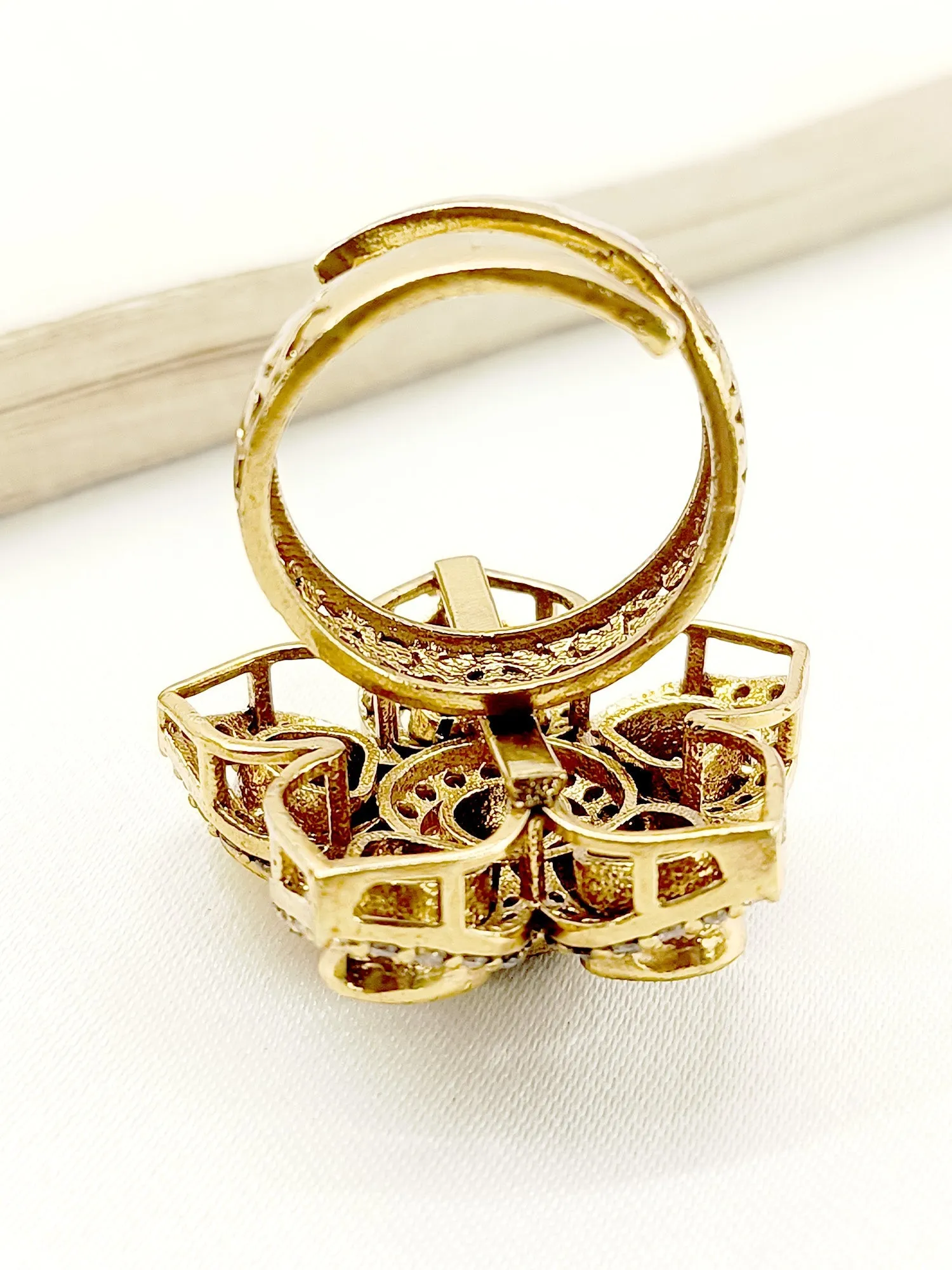 Nadiya White Kundan Finger Ring