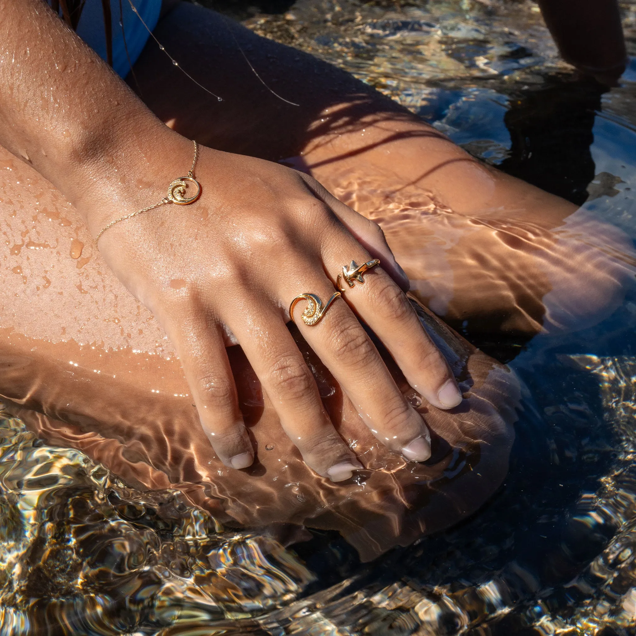 Nalu Bracelet in Gold with Diamonds