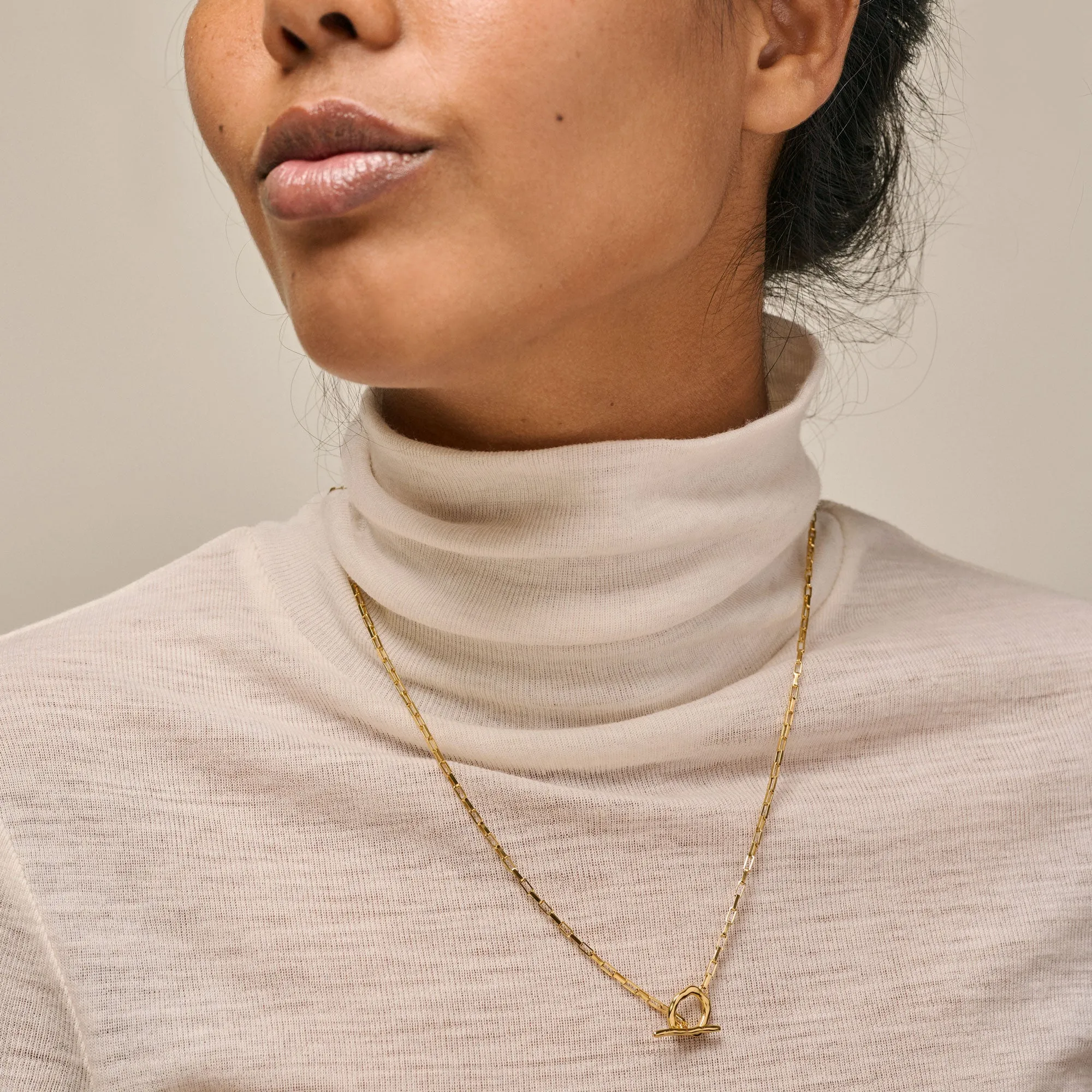 Necklace, Noel