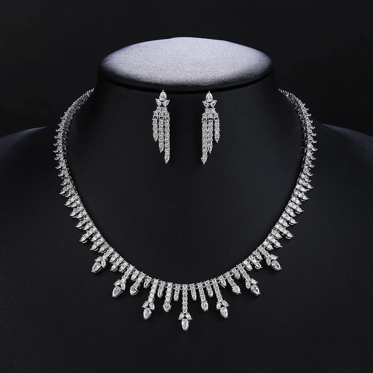 New Sparkling Cubic Zirconia Wedding Banquet Necklace Earrings Set Bridal Party Costume Jewelry Sets CN10578