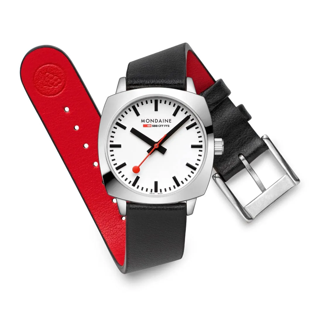 Petite Cushion, Black vegan grape leather, 31 mm