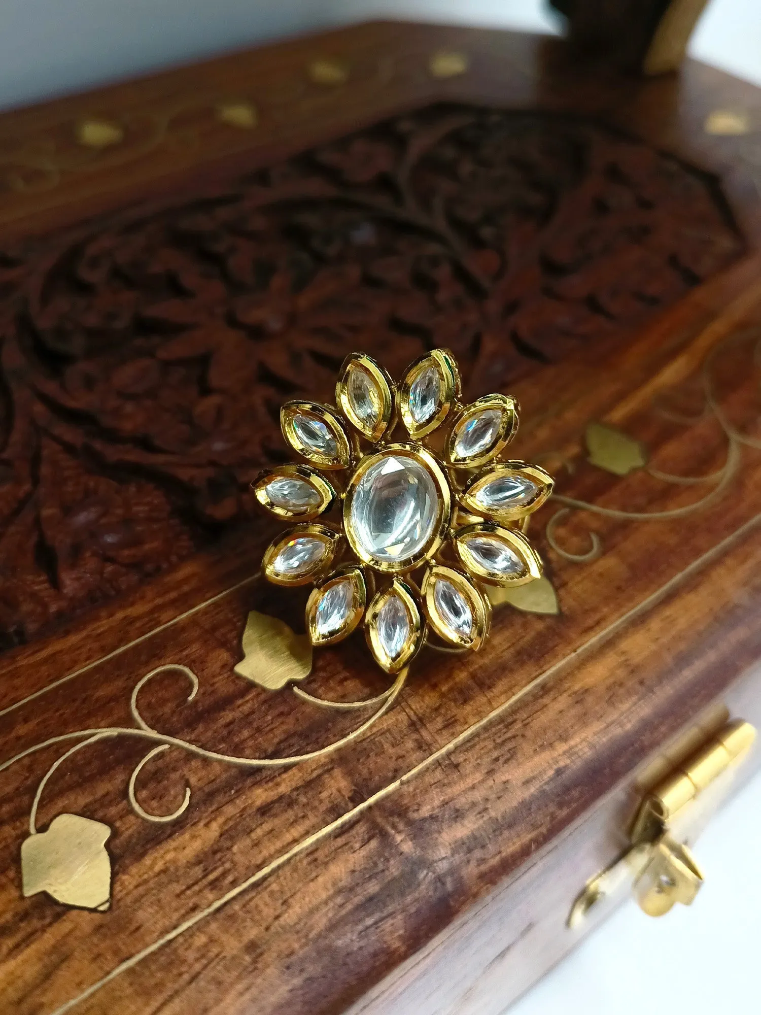 Sanmati White Kundan Finger Ring