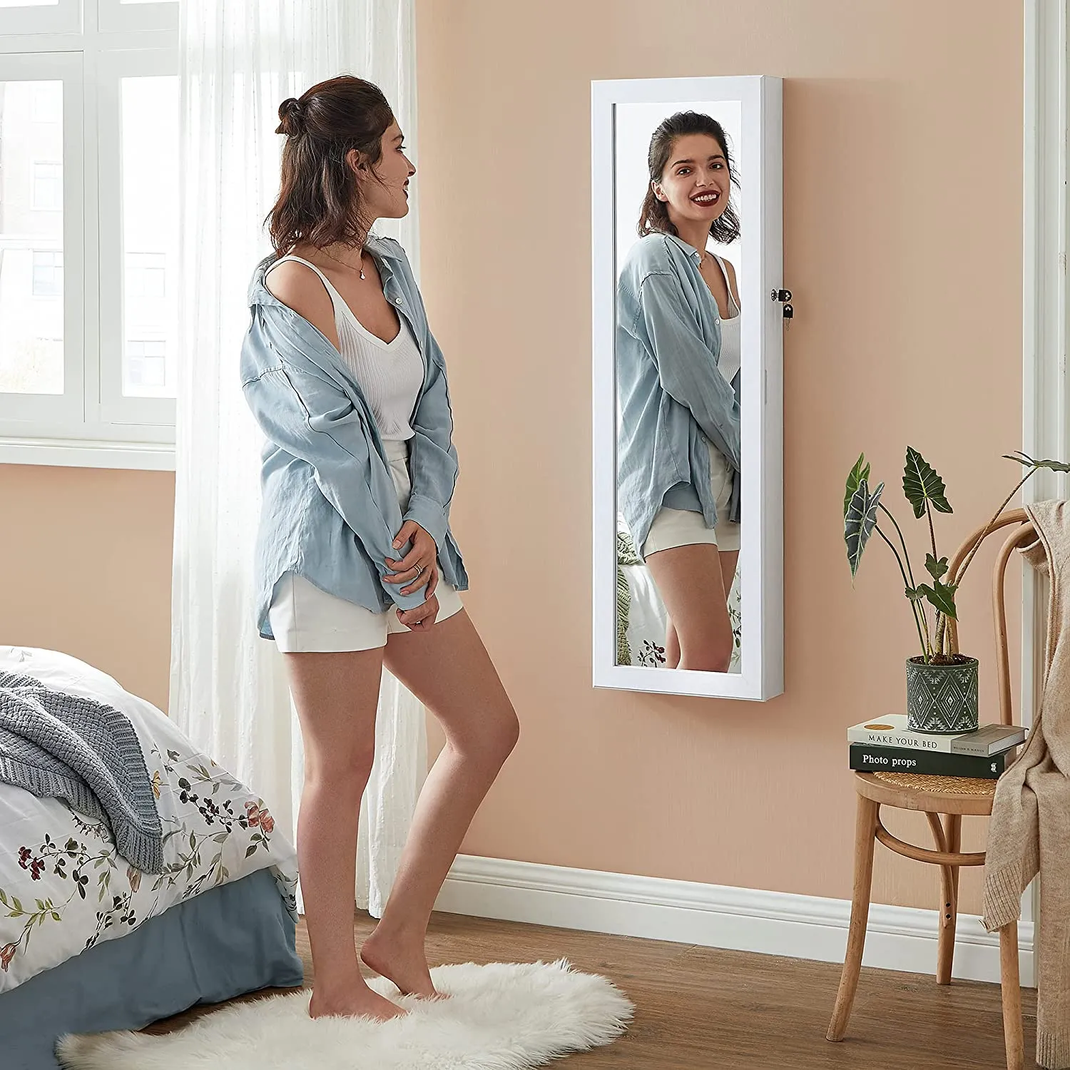 SONGMICS 6-LED Mirrored Jewelry Cabinet, 47.2"H with Lock Jewelry Cabinet Organizer