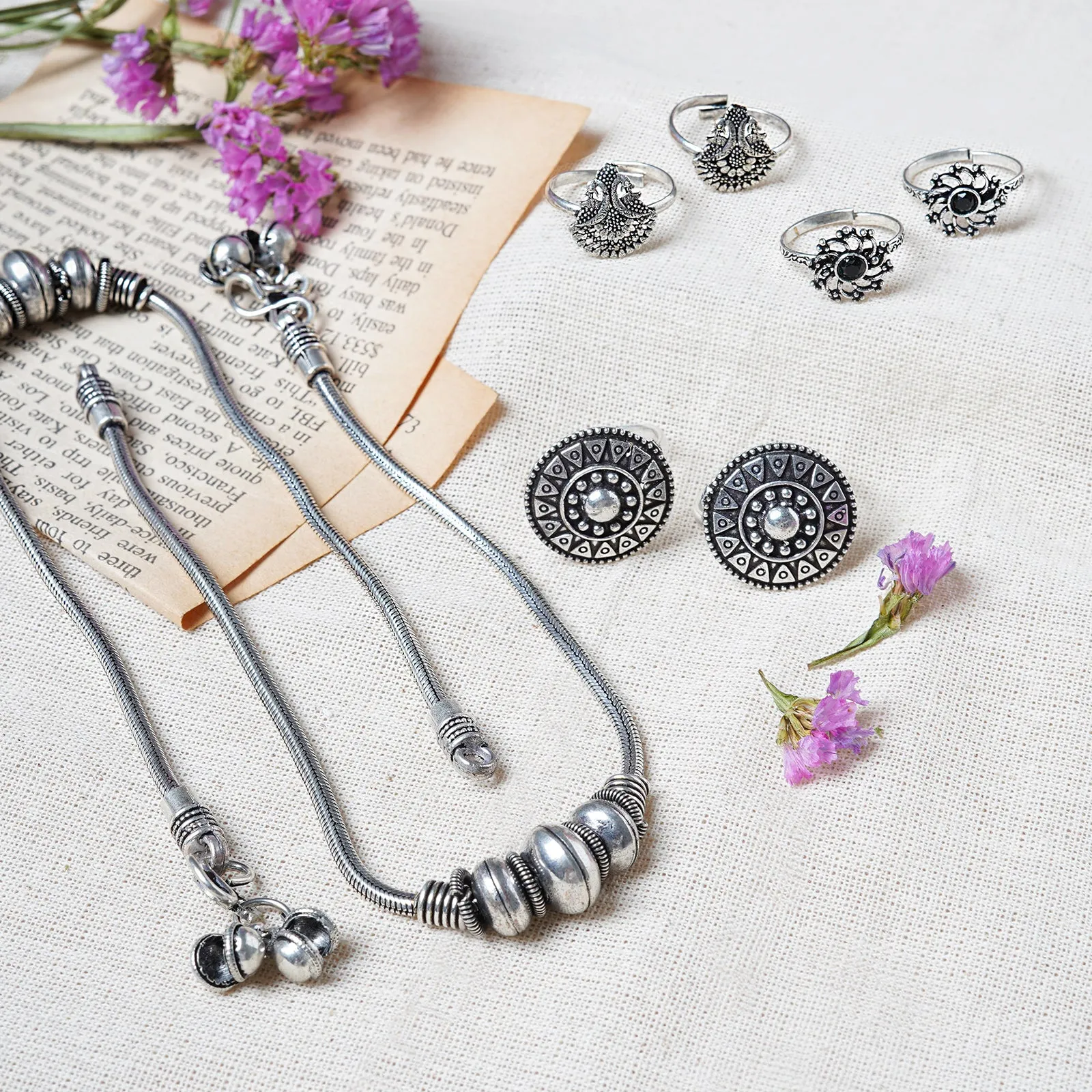 Teejh Aruni Set of Anklet and 3 Toe Rings