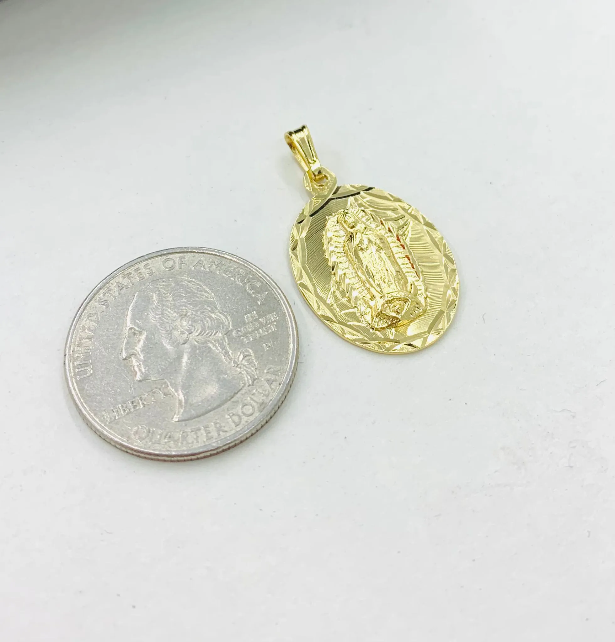 Yellow Gold Filled Virgen de Guadalupe Necklace for Womens Mens 26x18mm/ Dainty Necklace for Everyday / Cadena de la Guadalupe en Oro Unisex